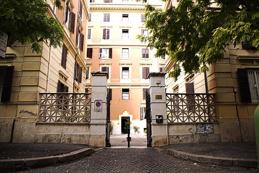 Apartamento Luxury Domus Amadeus Roma Exterior foto
