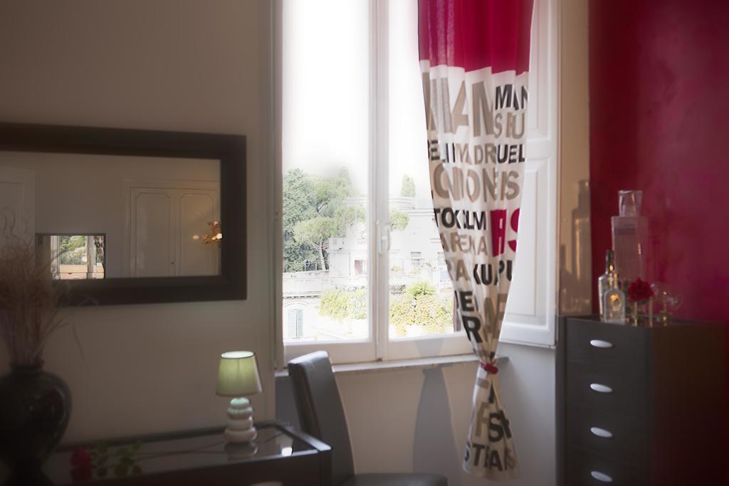 Apartamento Luxury Domus Amadeus Roma Exterior foto