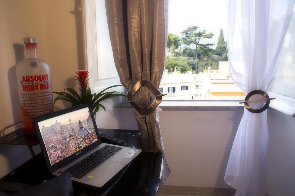 Apartamento Luxury Domus Amadeus Roma Exterior foto